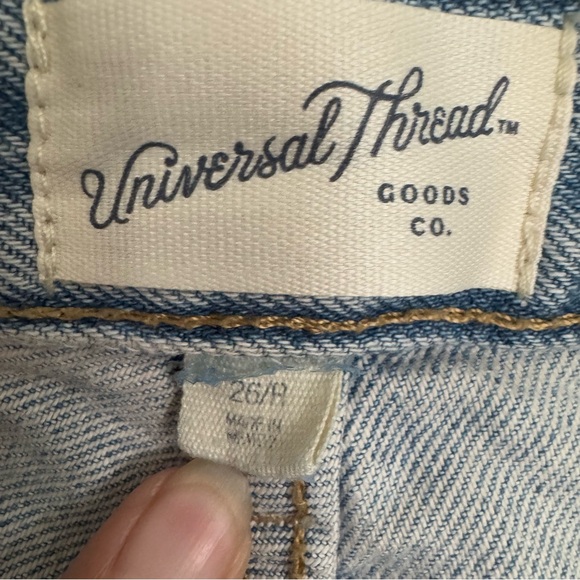 Universal Thread Light Blue Denim Jeans Women Size 26R Baggy 90s Distressed NWT - Picture 3 of 9